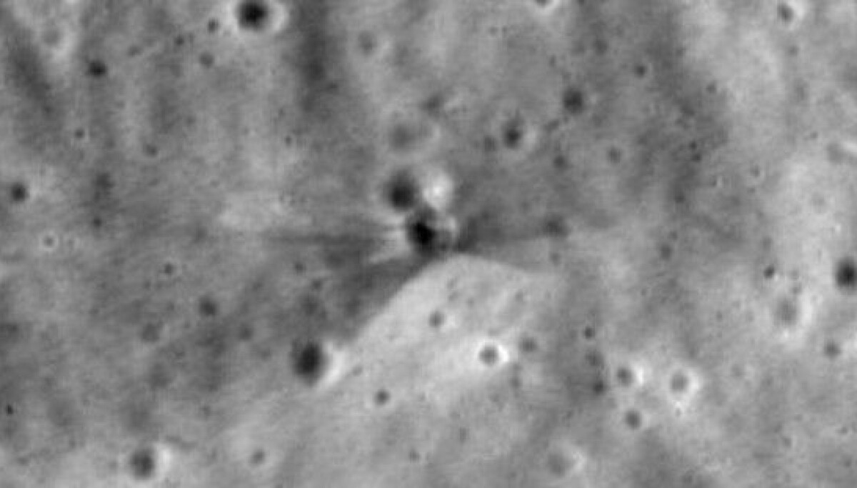 NASA Confirms SpaceX Left a 60-Foot Crater on the Moon